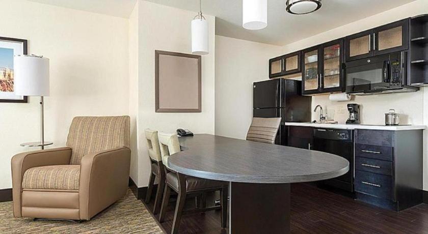 Candlewood Suites Saint Joseph By Ihg Kültér fotó