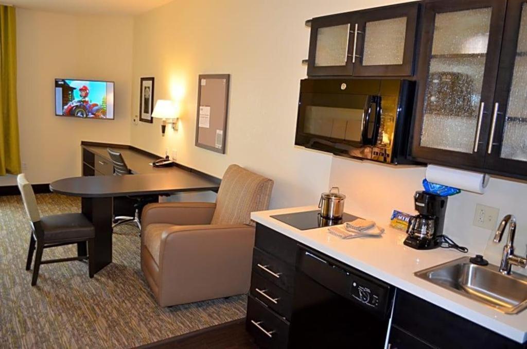 Candlewood Suites Saint Joseph By Ihg Kültér fotó