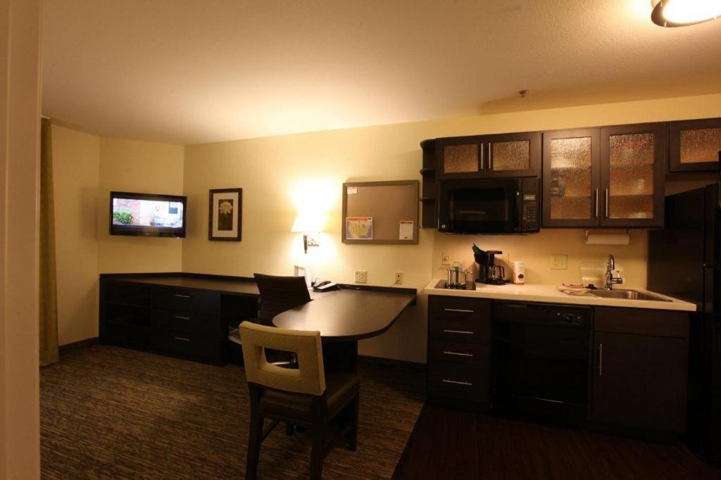 Candlewood Suites Saint Joseph By Ihg Kültér fotó