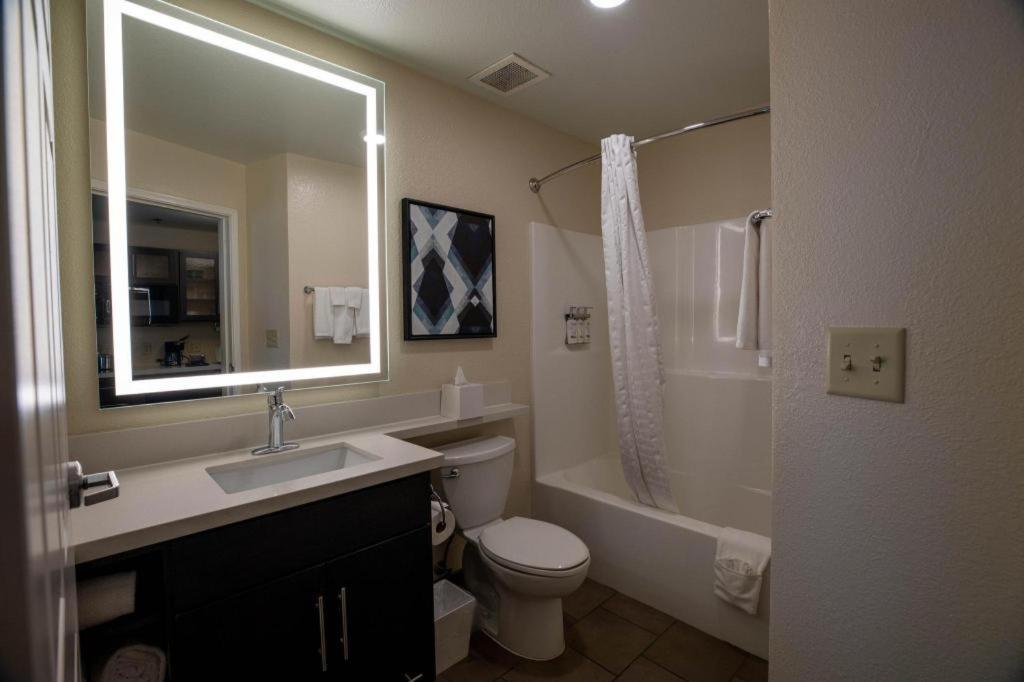 Candlewood Suites Saint Joseph By Ihg Kültér fotó